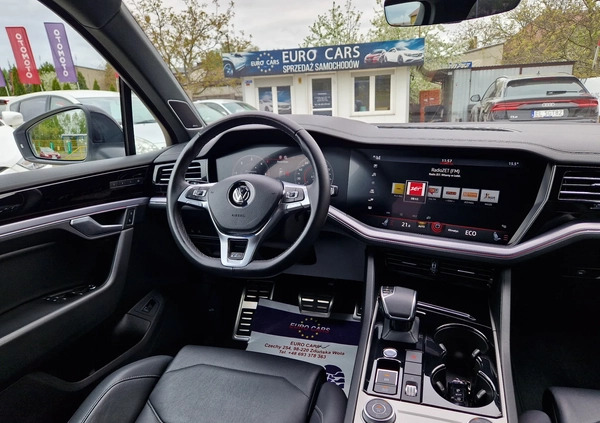Volkswagen Touareg cena 195900 przebieg: 178000, rok produkcji 2019 z Wolbrom małe 781